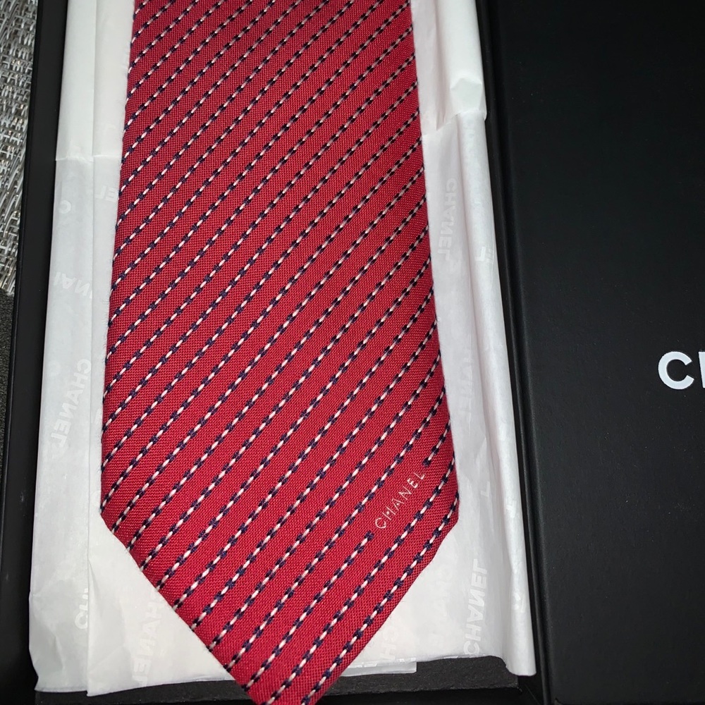 Designer tie - Picture 2 of 3